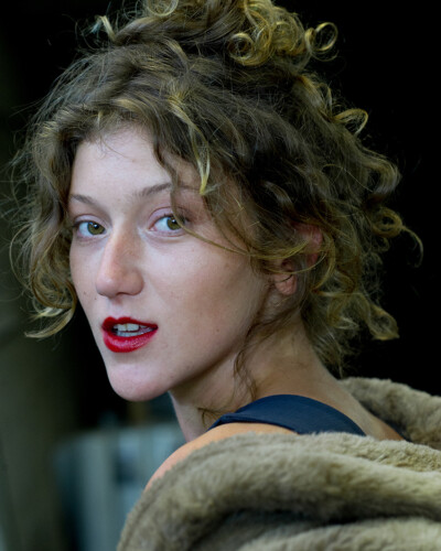 250909 199j MF Sara Idranyi 72dpi Hochschule der Künste Bern (HKB) Studierende - Theater