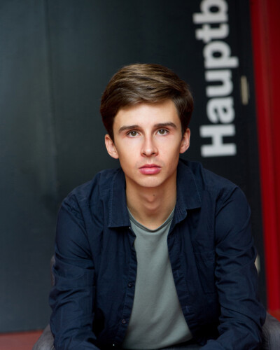 230913 149tt KB Jacob Leonard Hagenmeyer 72dpi Hochschule der Künste Bern (HKB) Studierende - Theater