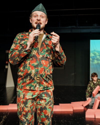 HKB Krieg Dich Ein 281 Hochschule der Künste Bern (HKB) Studierende - Theater